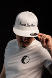 Trust No One Men's Represent T-Shirt - White